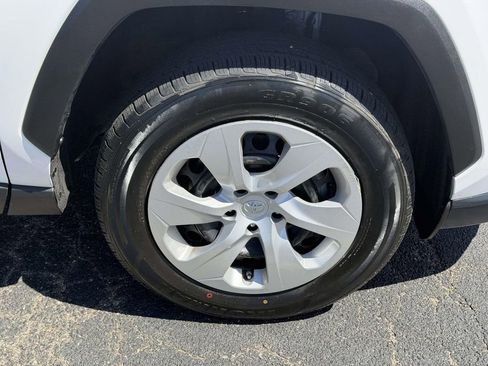 Used 2024 Toyota RAV4 LE image 24