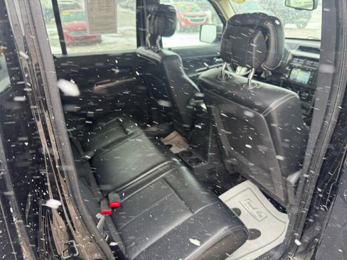 Used 2011 Jeep Liberty Limited w/ Tire & Wheel Group image 12