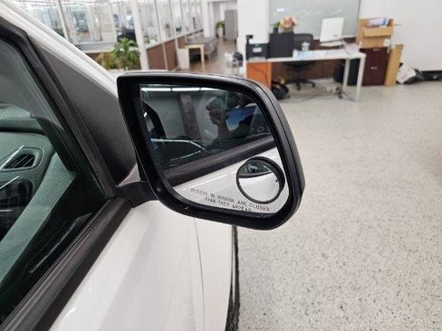 Used 2022 Chevrolet Colorado W/T w/ WT Convenience Package AWD/4WD image 29