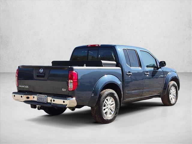 Used 2017 Nissan Frontier SV w/ SV Value Truck Package RWD image 5