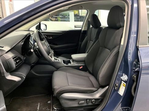 Used 2025 Subaru Legacy Premium AWD/4WD image 10