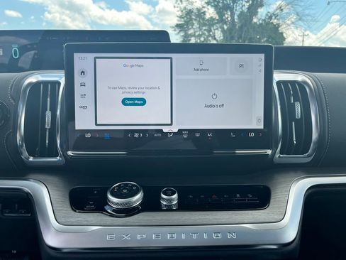 New 2026 Ford Expedition Platinum AWD/4WD image 16