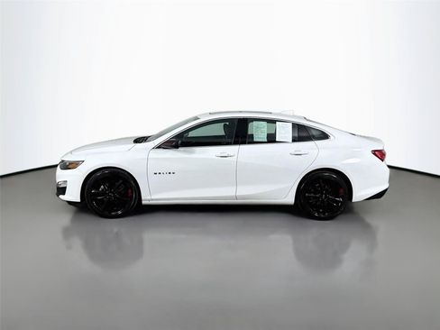 Used 2022 Chevrolet Malibu LT w/ Leather Package FWD image 6