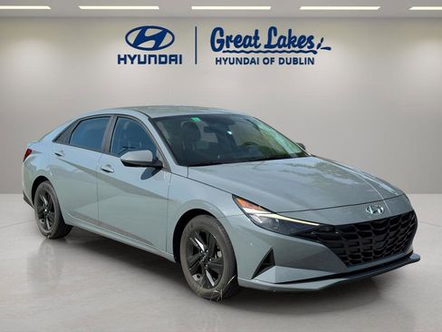 Used 2023 Hyundai Elantra SEL FWD image 7