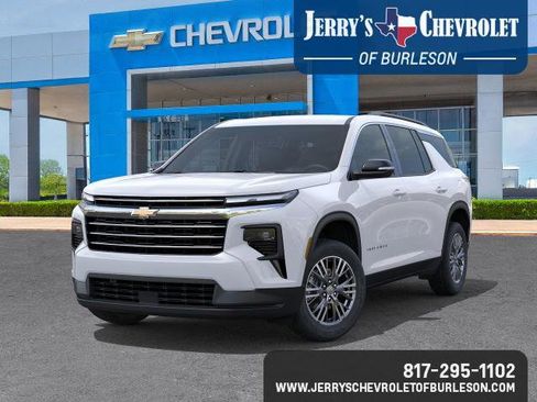 New 2026 Chevrolet Traverse LT w/ Driver Confidence Package image 8