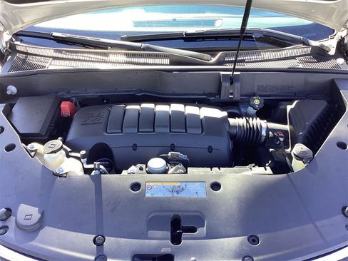 Certified 2017 Chevrolet Traverse LS image 25