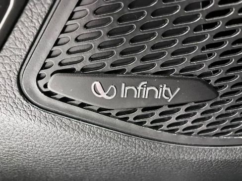 Used 2017 Hyundai Santa Fe Limited image 22