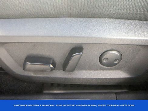 Used 2023 Nissan Rogue SV image 19