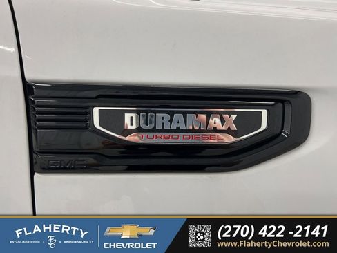 Used 2025 GMC Sierra 1500 Elevation w/ Elevation Premium Package AWD/4WD image 18