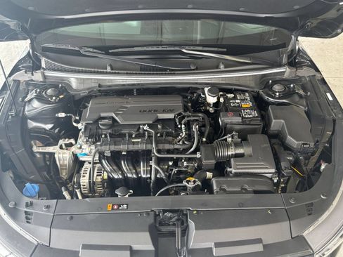 Used 2025 Kia K4 FWD image 32