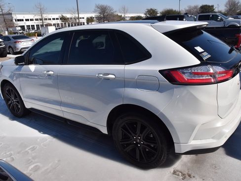 Used 2022 Ford Edge ST-Line image 9