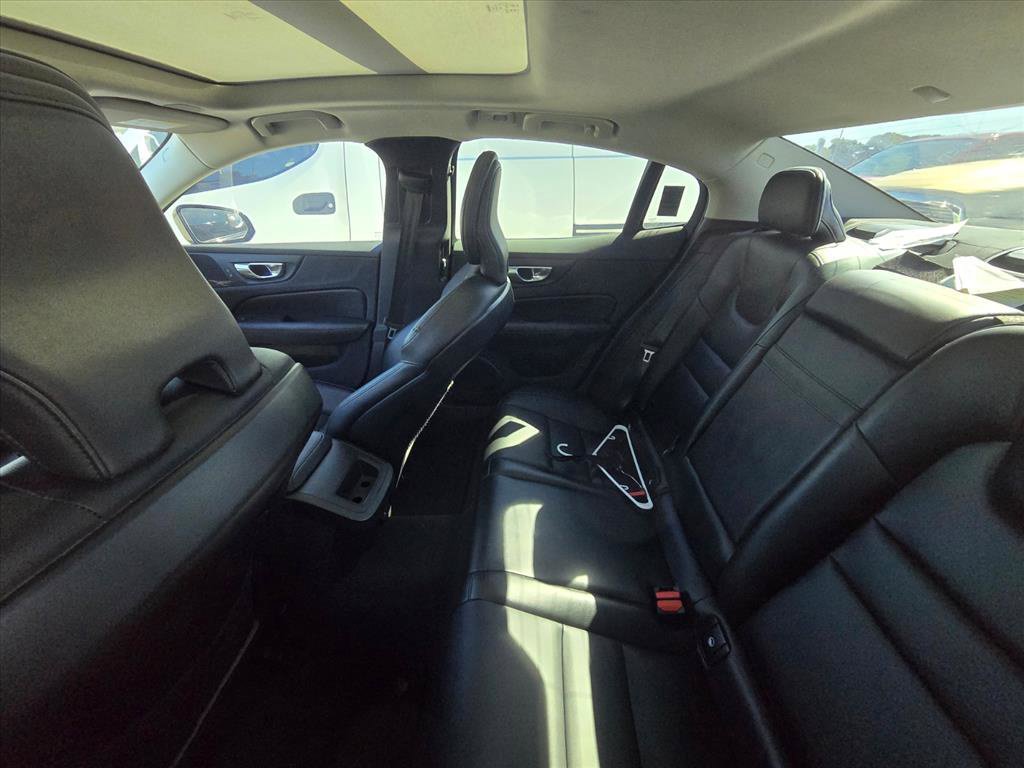 Used 2024 Volvo S60 B5 Core AWD/4WD image 5