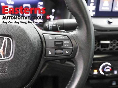 Used 2023 Honda Accord EX-L image 16