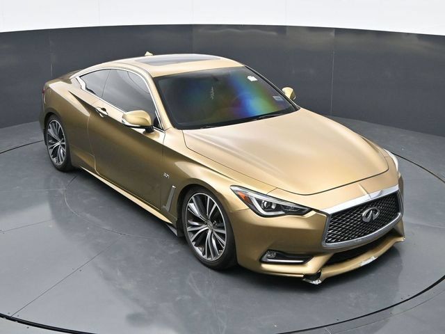 Used 2018 INFINITI Q60 3.0t Luxe AWD/4WD image 12