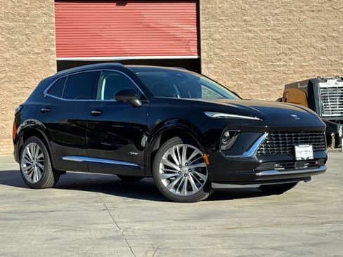 New 2026 Buick Envision Avenir image 2