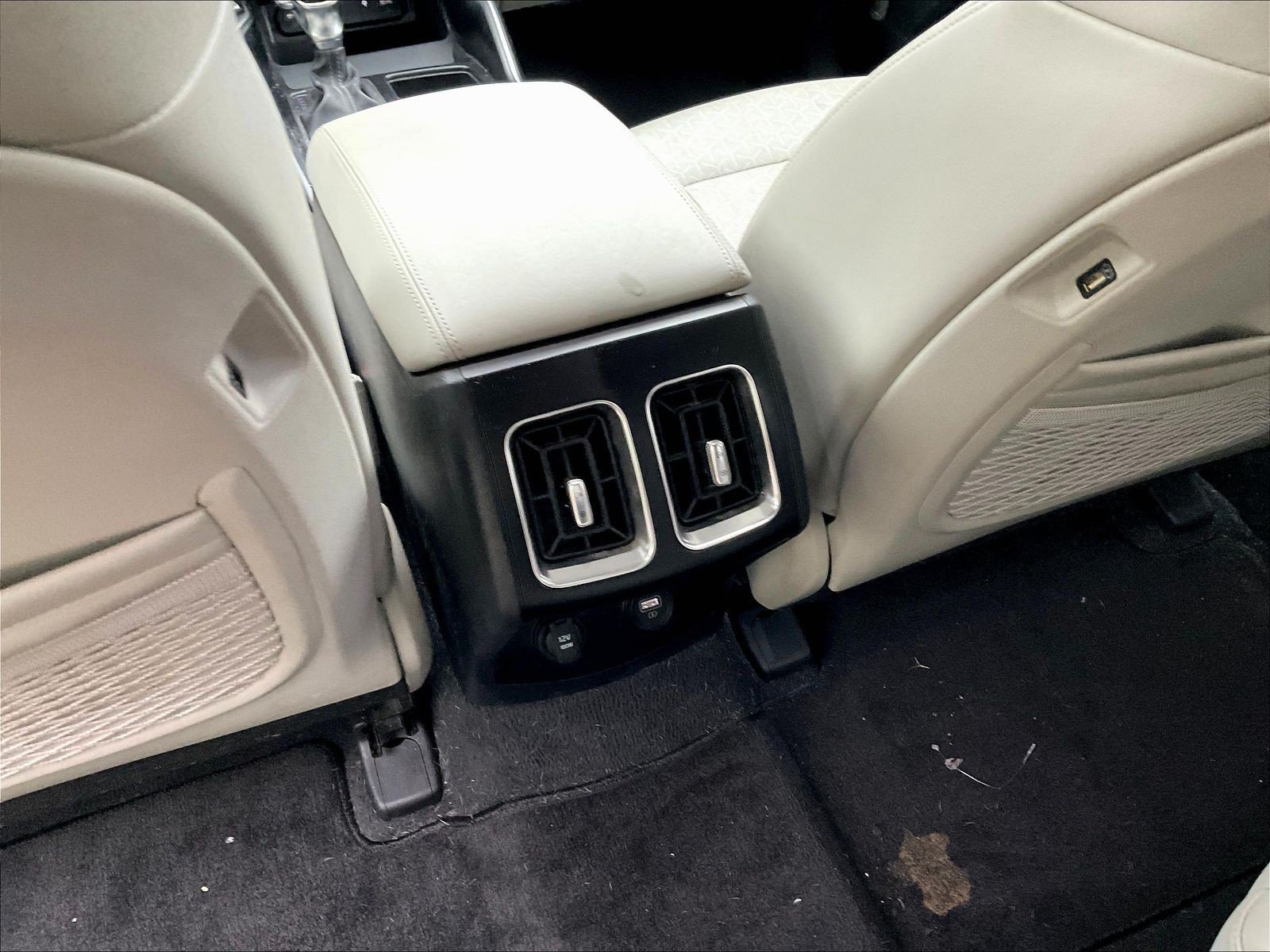 Used 2023 Kia Sorento S w/ Panoramic Sunroof Package FWD image 10
