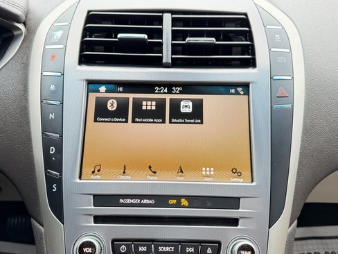 Used 2017 Lincoln MKZ Reserve w/ Climate Package image 59