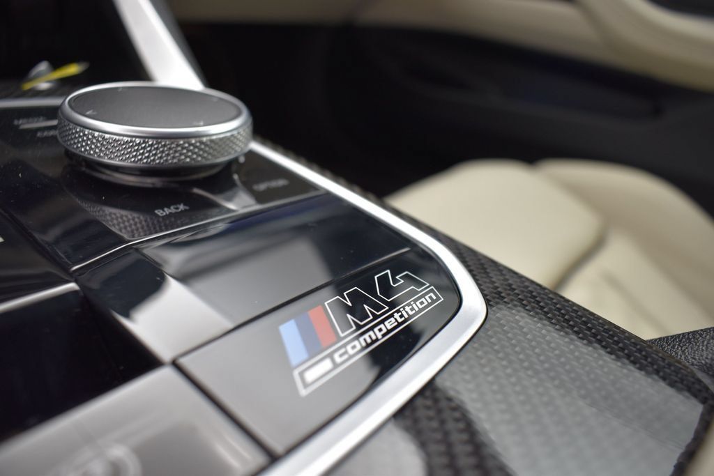 Used 2021 BMW M4 Competition w/ M Carbon Exterior Package RWD image 18