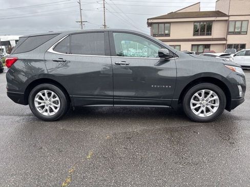 Used 2021 Chevrolet Equinox LT w/ LPO, Cargo Package AWD/4WD image 4