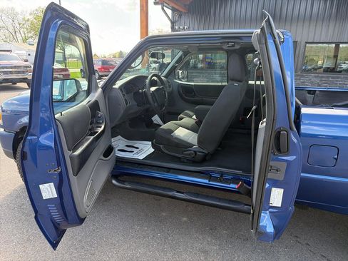 Used 2011 Ford Ranger XLT image 7