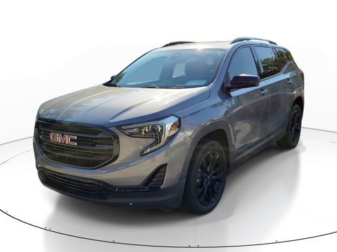 Used 2021 GMC Terrain SLE w/ Driver Convenience Package AWD/4WD image 3