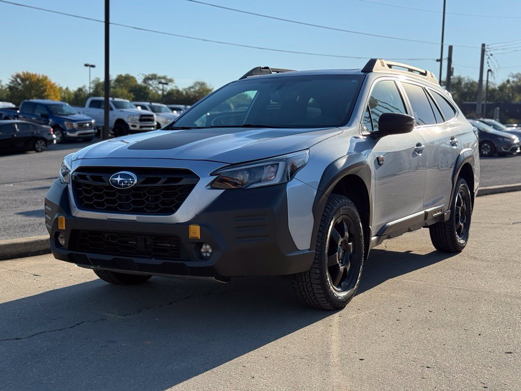 Used 2022 Subaru Outback Wilderness w/ Wilderness Package AWD/4WD image 2