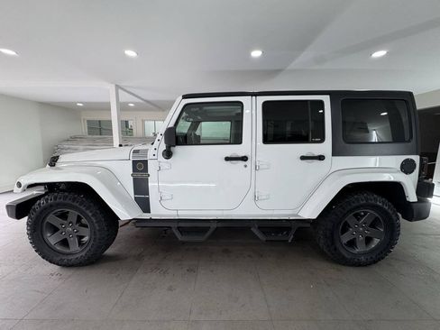 Used 2016 Jeep Wrangler Unlimited Sport AWD/4WD image 3