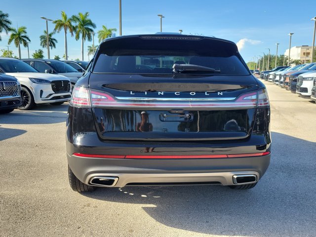 Certified 2022 Lincoln Nautilus FWD w/ Premium Package image 5