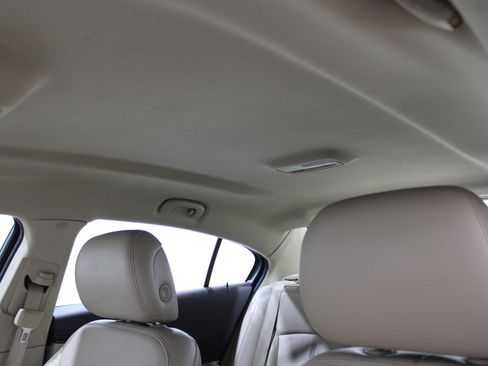 Used 2011 Buick LaCrosse CXL w/ Driver Confidence Package image 24