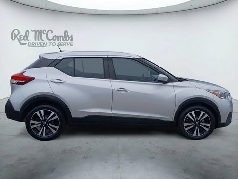 Used 2020 Nissan Kicks SV FWD image 6