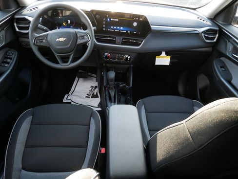 New 2026 Chevrolet TrailBlazer LS w/ LS Convenience Package FWD image 6