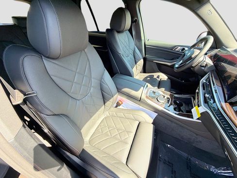 New 2026 BMW X5 sDrive40i RWD image 14