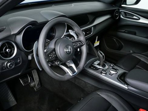 New 2025 Alfa Romeo Stelvio Sprint w/ Convenience Package image 6