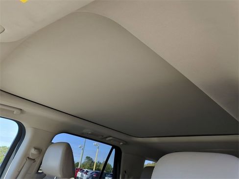 Used 2023 Ford Expedition Max Limited image 25