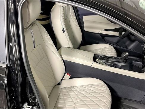 New 2026 Nissan Sentra SL w/ Floor Mat Package FWD image 43