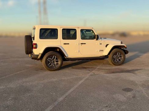 New 2026 Jeep Wrangler Sahara image 13