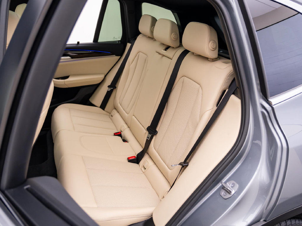 Used 2023 BMW X3 xDrive30i w/ Premium Package AWD/4WD image 19