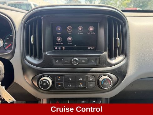 Used 2022 Chevrolet Colorado W/T w/ WT Convenience Package AWD/4WD image 16