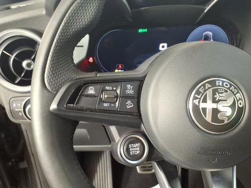 Used 2024 Alfa Romeo Stelvio Sprint image 20