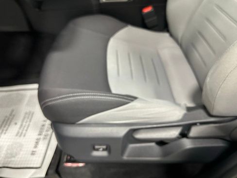 Used 2025 Toyota Tacoma TRD Sport image 13