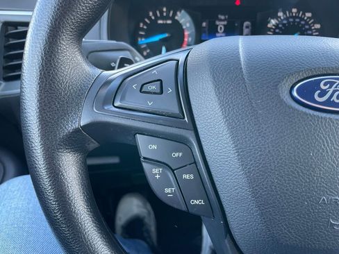 Used 2016 Ford Edge SE AWD/4WD image 17