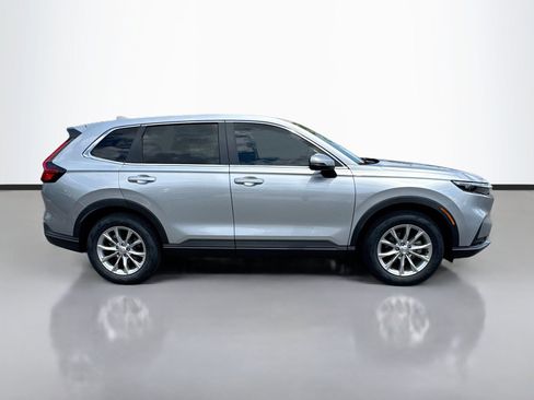 Used 2023 Honda CR-V EX image 3