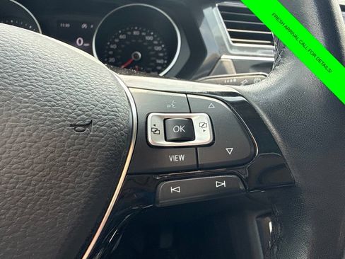 Used 2019 Volkswagen Tiguan SE AWD/4WD image 23