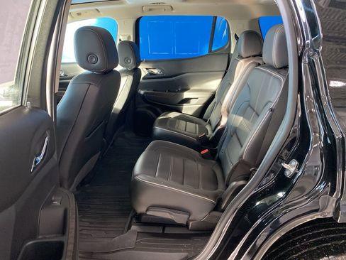 Used 2023 GMC Acadia Denali image 13