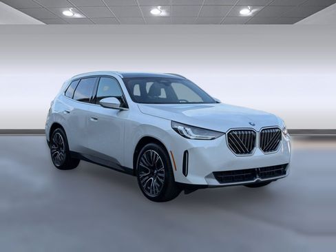 Used 2026 BMW X3 xDrive30i w/ Premium Package AWD/4WD image 7