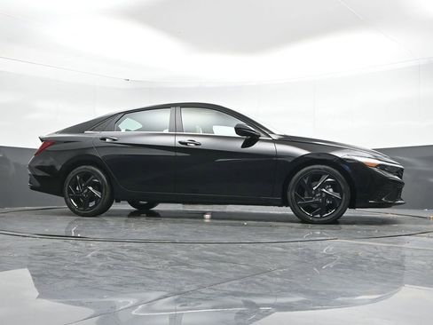 Used 2026 Hyundai Elantra SEL Sport Premium FWD image 48