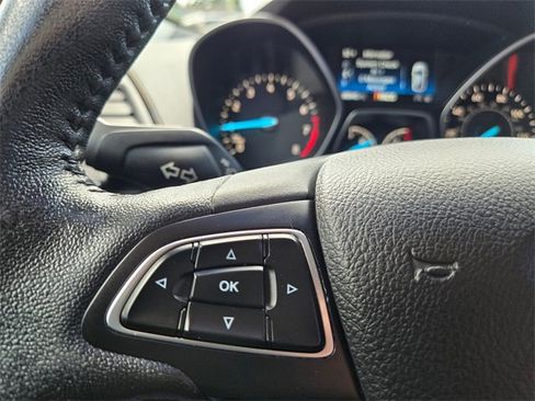 Used 2018 Ford Escape Titanium image 29