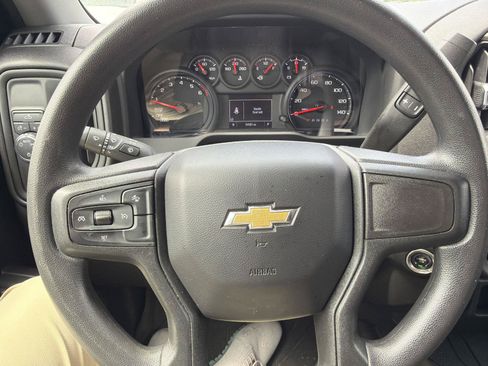 Used 2024 Chevrolet Silverado 1500 Custom RWD image 10