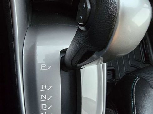 Used 2016 Chevrolet Trax LT w/ LT Sun and Sound Package image 15