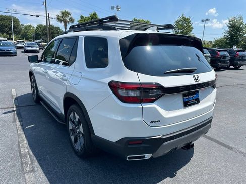 New 2026 Honda Pilot Elite image 5